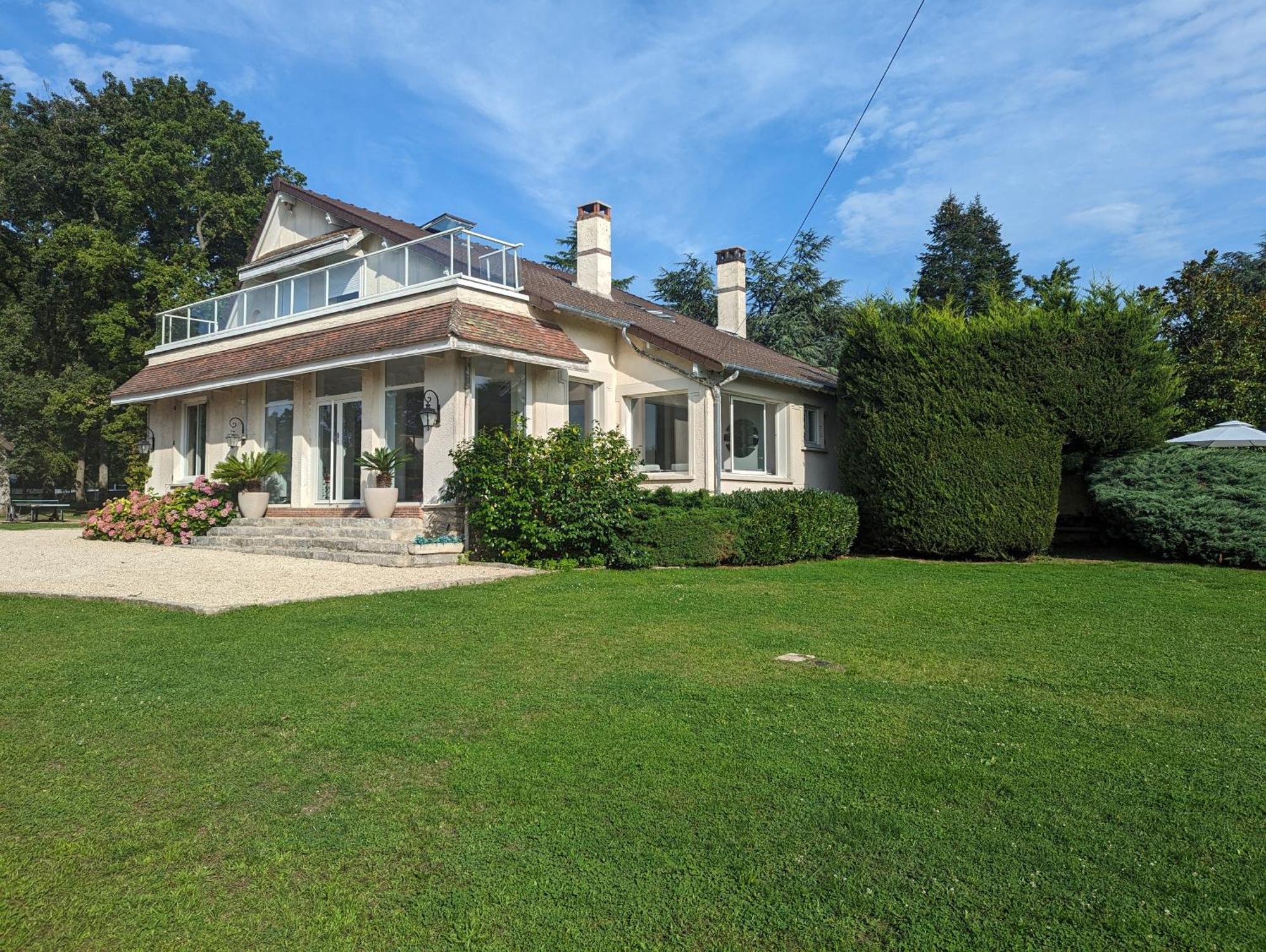 Villa Residence Barbizon Esterno foto